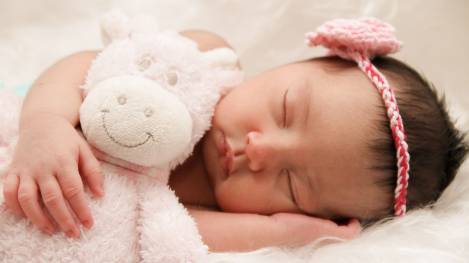 What are some sleep-related concerns in newborns?